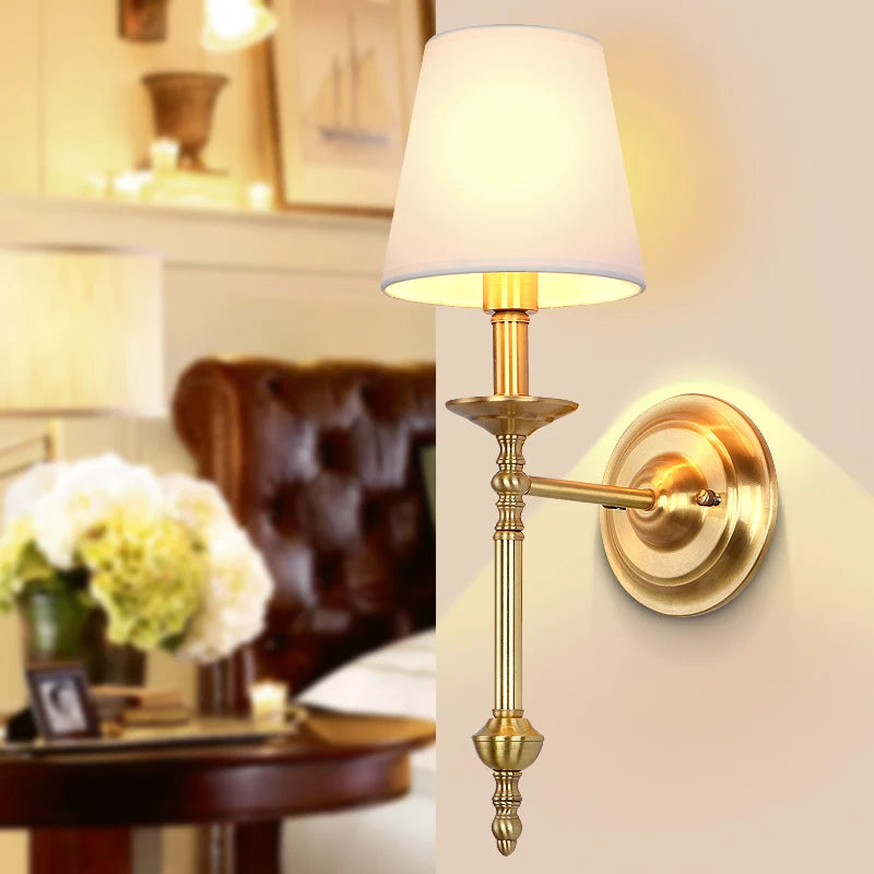 RetroLuxe - Classic living room lamp